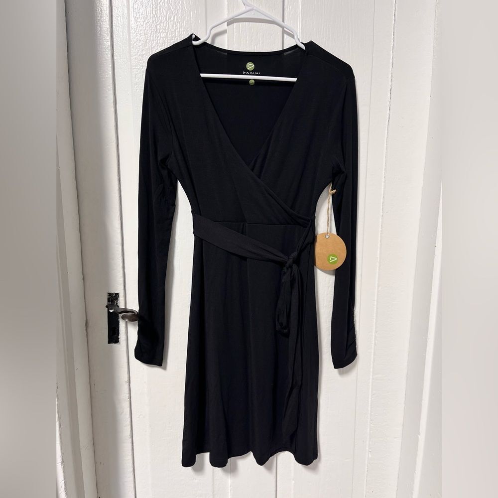 NWT Dakini Black long sleeve wrap dress size xs